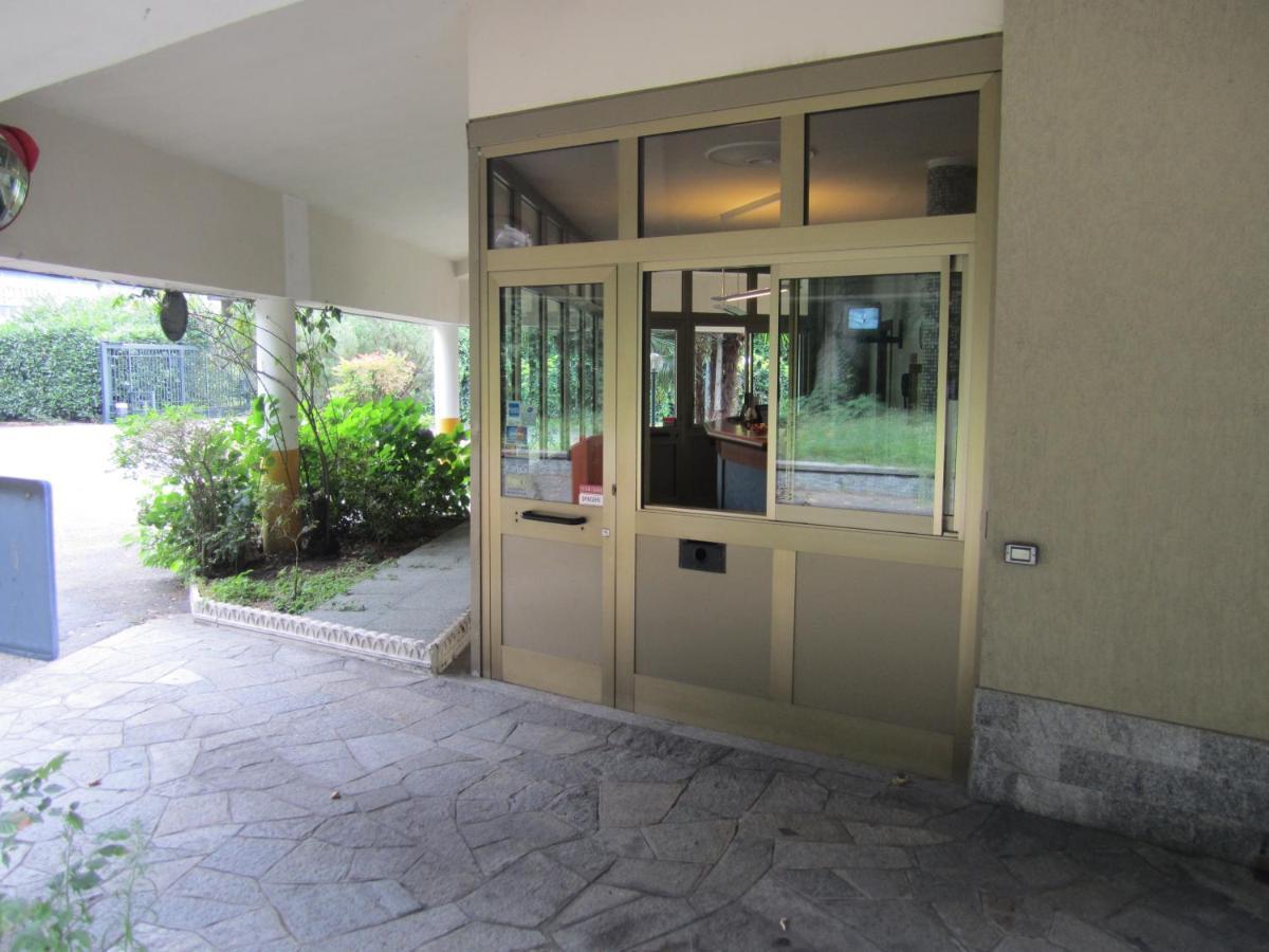 Hotel Motel Est Peschiera Borromeo Ngoại thất bức ảnh